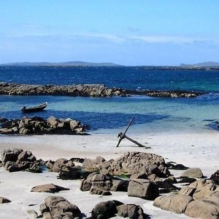Decourcey'S Hazelbrook Farmhouse B&B Cleggan Luaran gambar