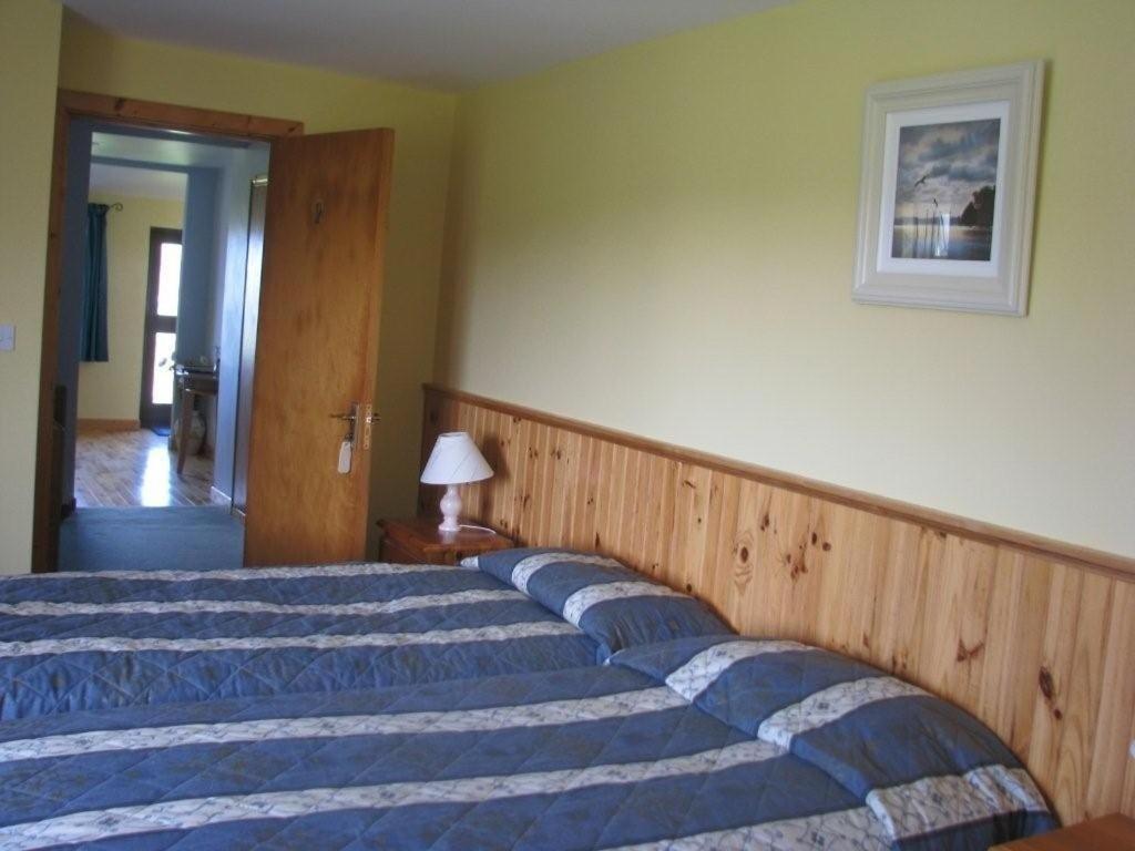 Decourcey'S Hazelbrook Farmhouse B&B Cleggan Bilik gambar