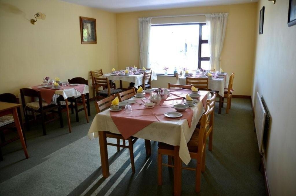 Decourcey'S Hazelbrook Farmhouse B&B Cleggan Luaran gambar
