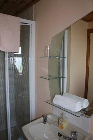 Decourcey'S Hazelbrook Farmhouse B&B Cleggan Bilik gambar